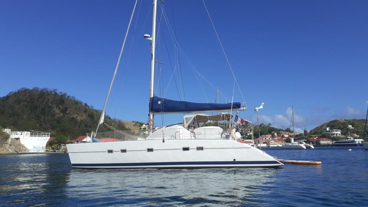 Catamaran Cypraea Hotel Terre-De-Haut Buitenkant foto